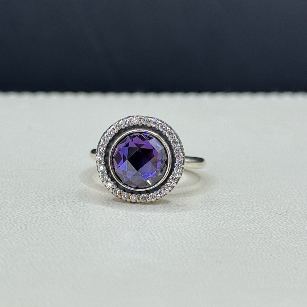 Authentic pandora brilliant legacy purple ring sz 48 (5)